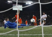 Германия - Нидерланды - на чемпионате по футболу Евро 2012, 9 июня 2012 (179xHQ) 733ee4201644945