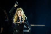 Мадонна (Madonna) performs at the start of the UK leg of her MDNA Tour at Hyde Park on July 17, 2012 in London (27xHQ) A9f2d0203459456