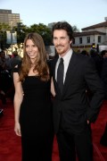 Кристиан Бэйл (Christian Bale) 2009-06-23 At Public Enemies Premiere in LA - 184xHQ 25e7da207596428