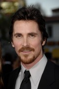 Кристиан Бэйл (Christian Bale) 2009-06-23 At Public Enemies Premiere in LA - 184xHQ F874bd207598883